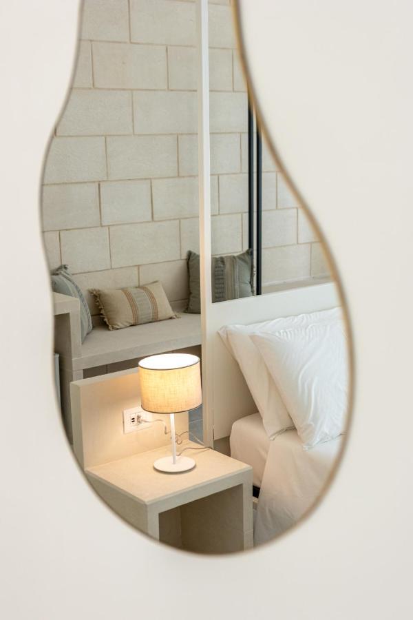 Oronti Accommodations Lecce Bagian luar foto