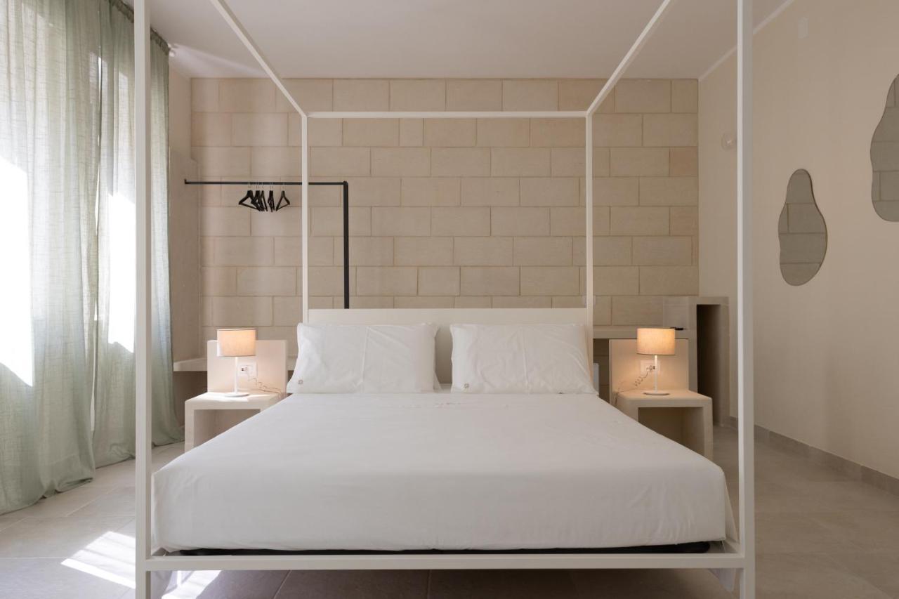 Oronti Accommodations Lecce Bagian luar foto