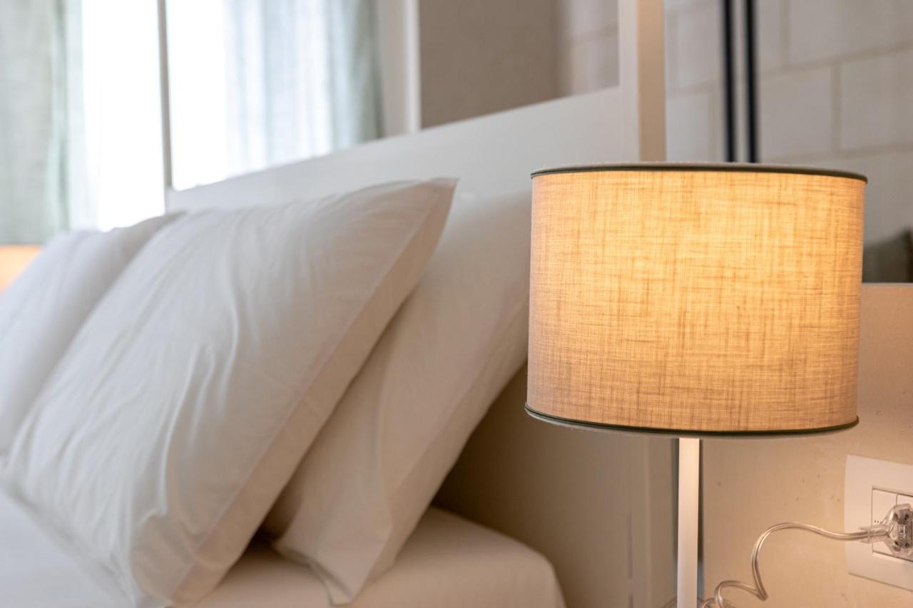 Oronti Accommodations Lecce Bagian luar foto