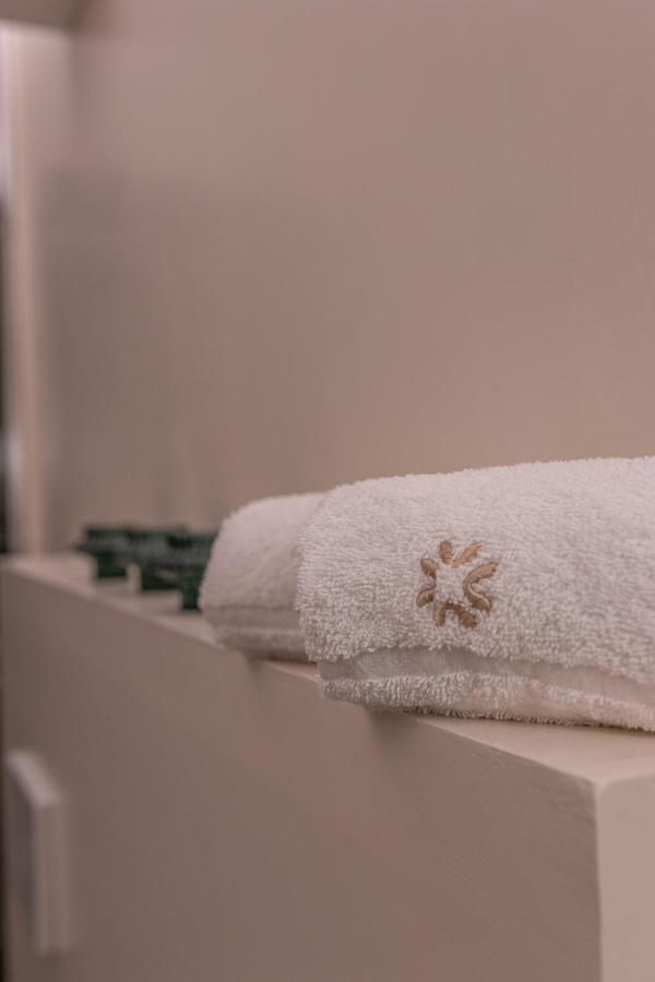 Oronti Accommodations Lecce Bagian luar foto