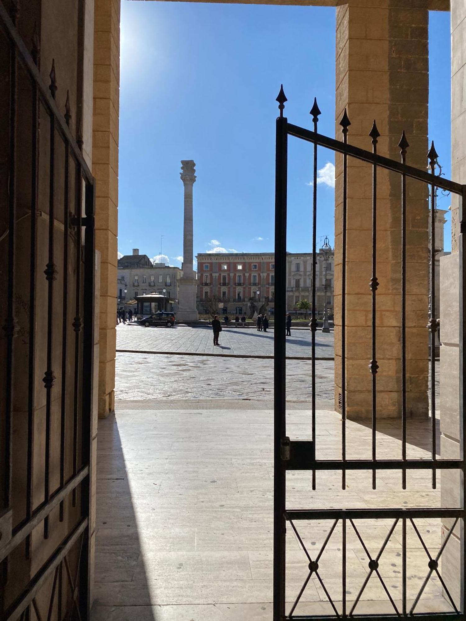 Oronti Accommodations Lecce Bagian luar foto