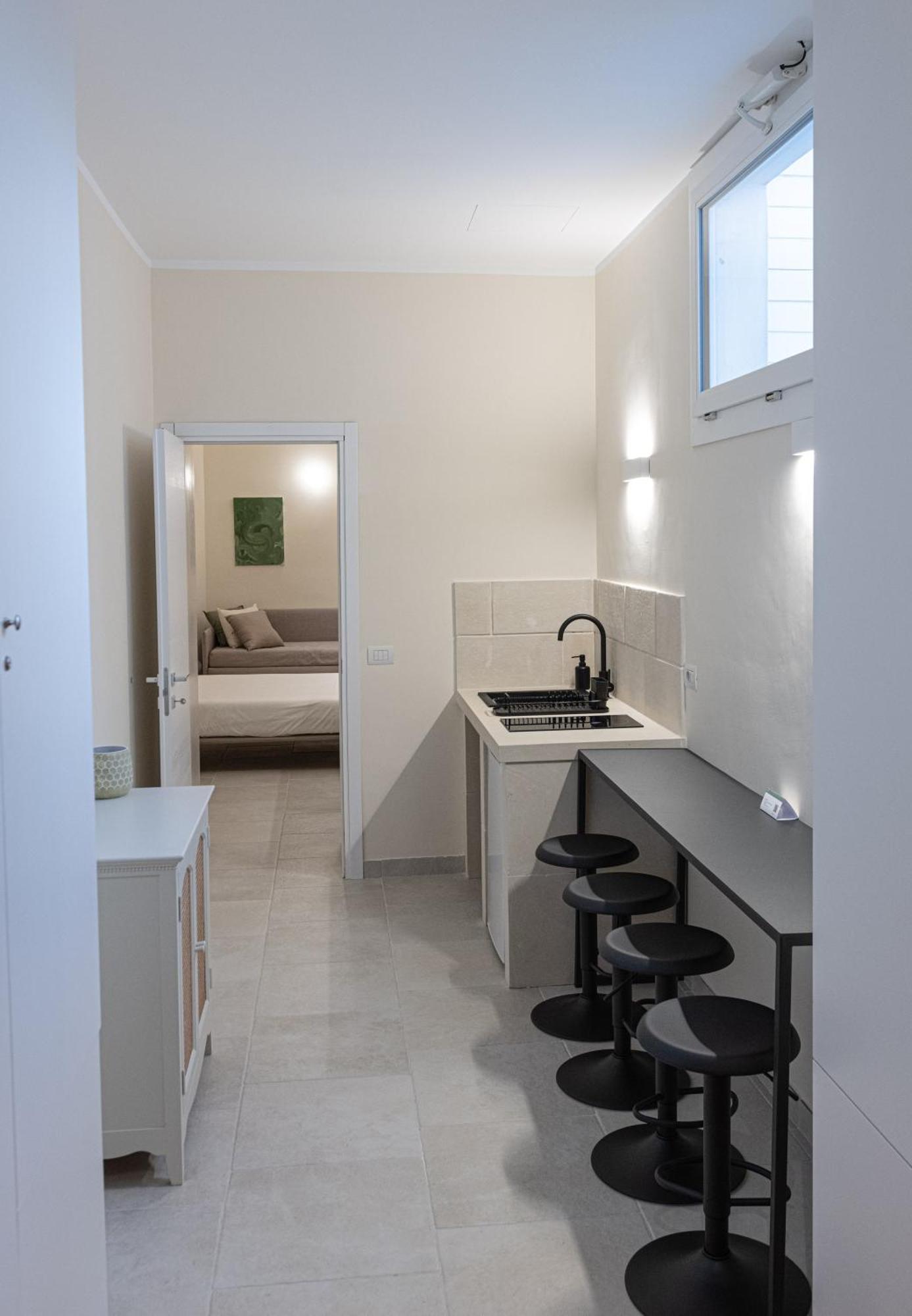 Oronti Accommodations Lecce Bagian luar foto