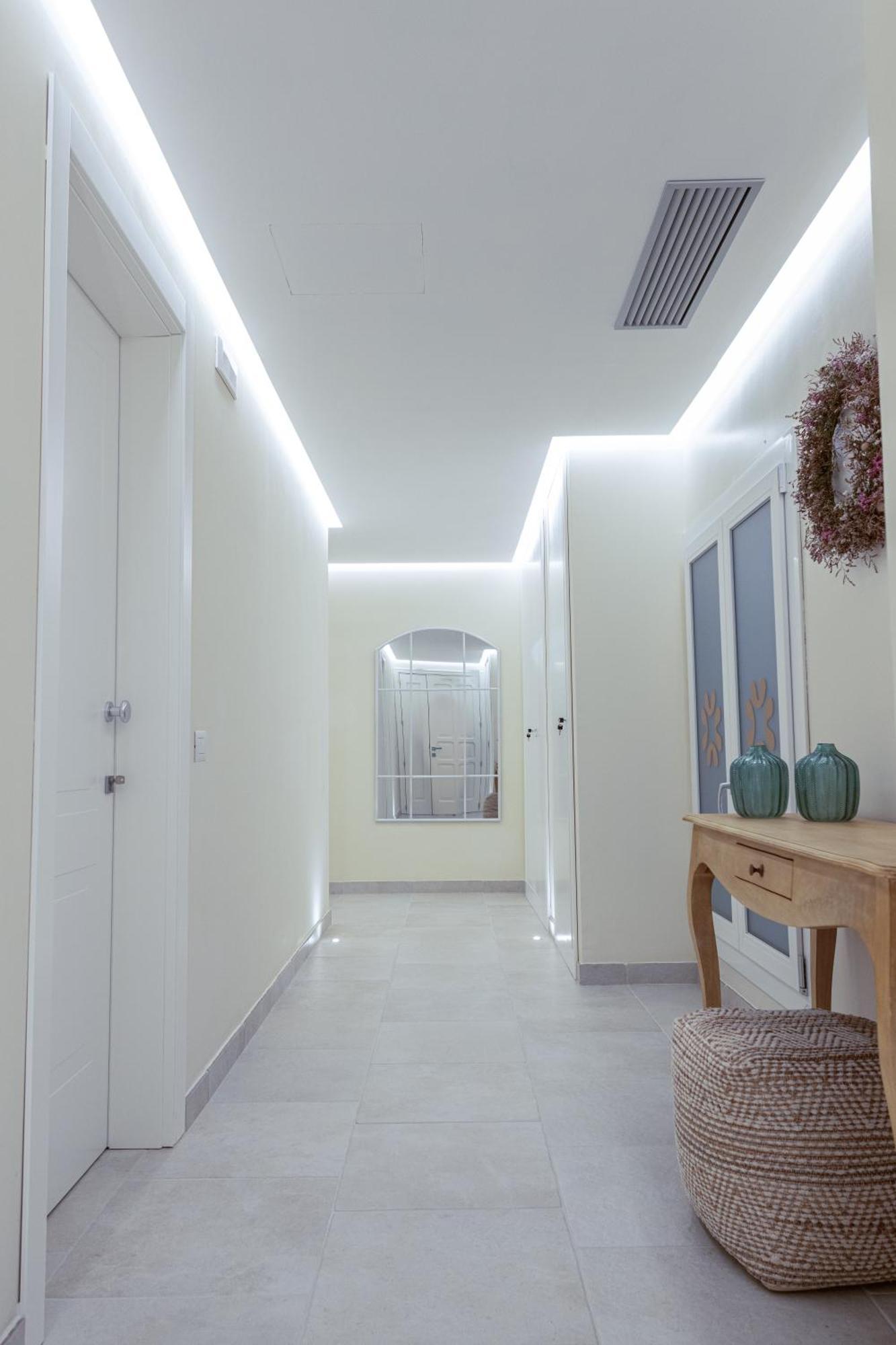 Oronti Accommodations Lecce Bagian luar foto