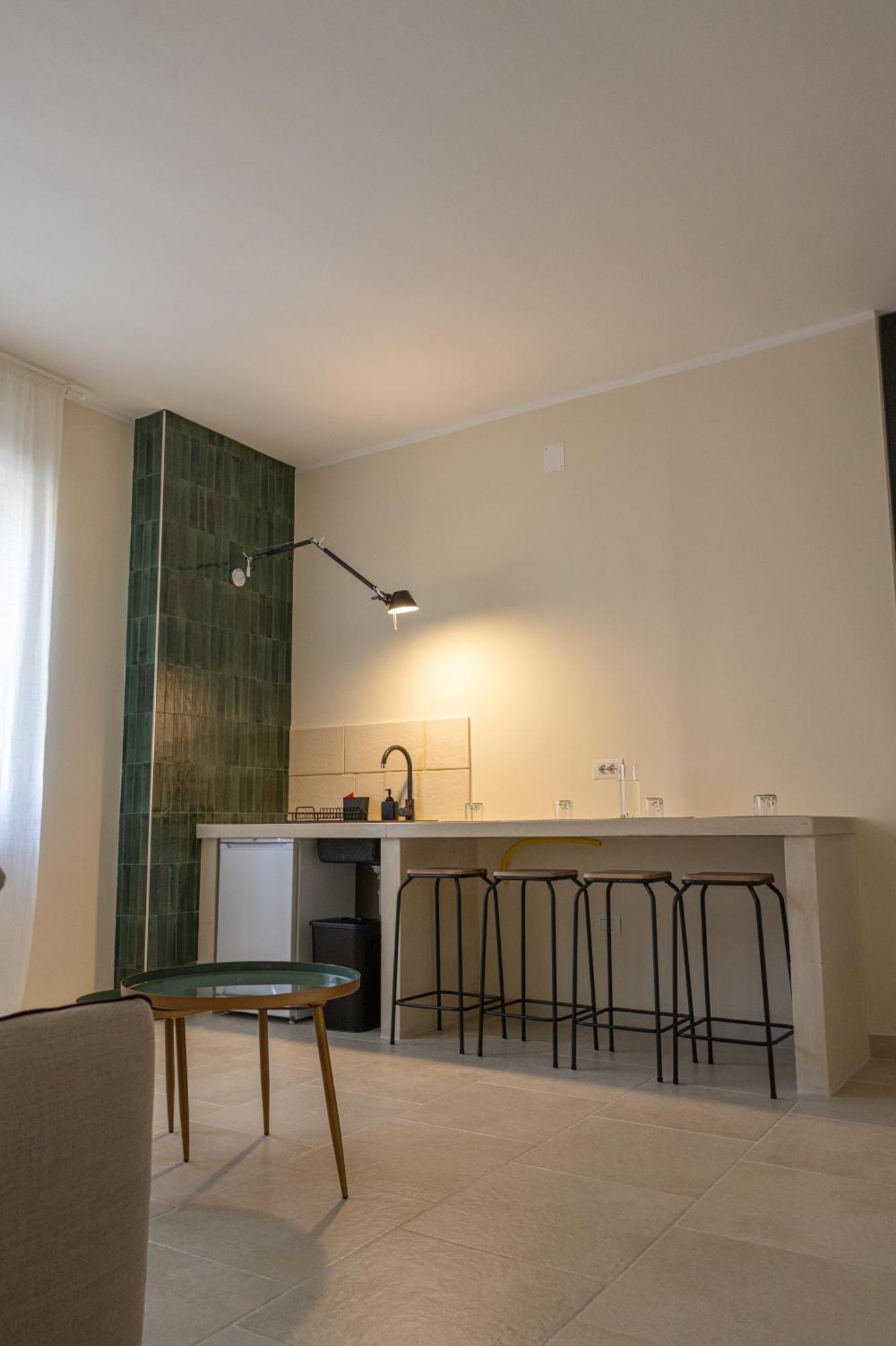 Oronti Accommodations Lecce Bagian luar foto